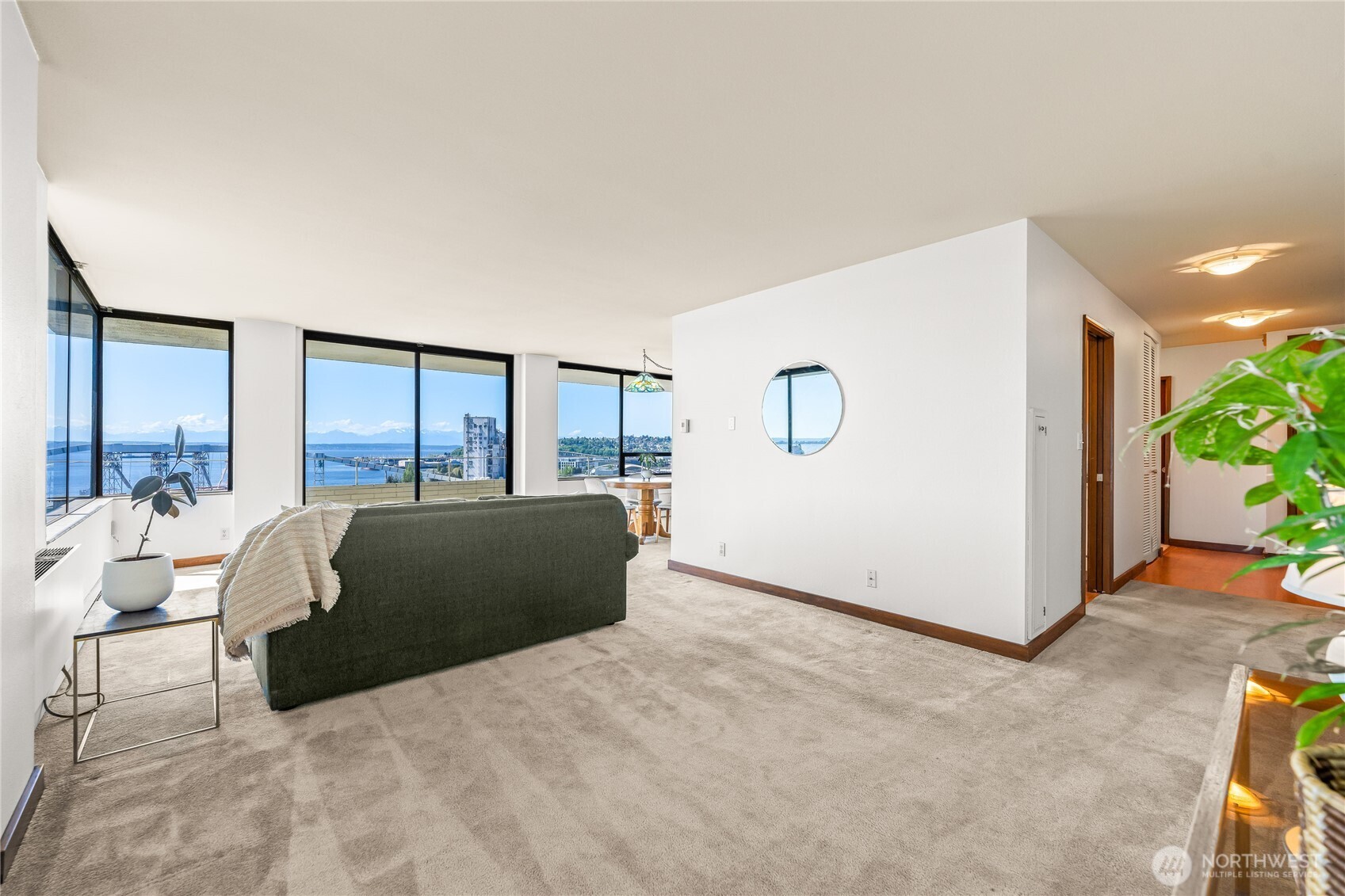 521 5th Avenue W Seattle WA 98119