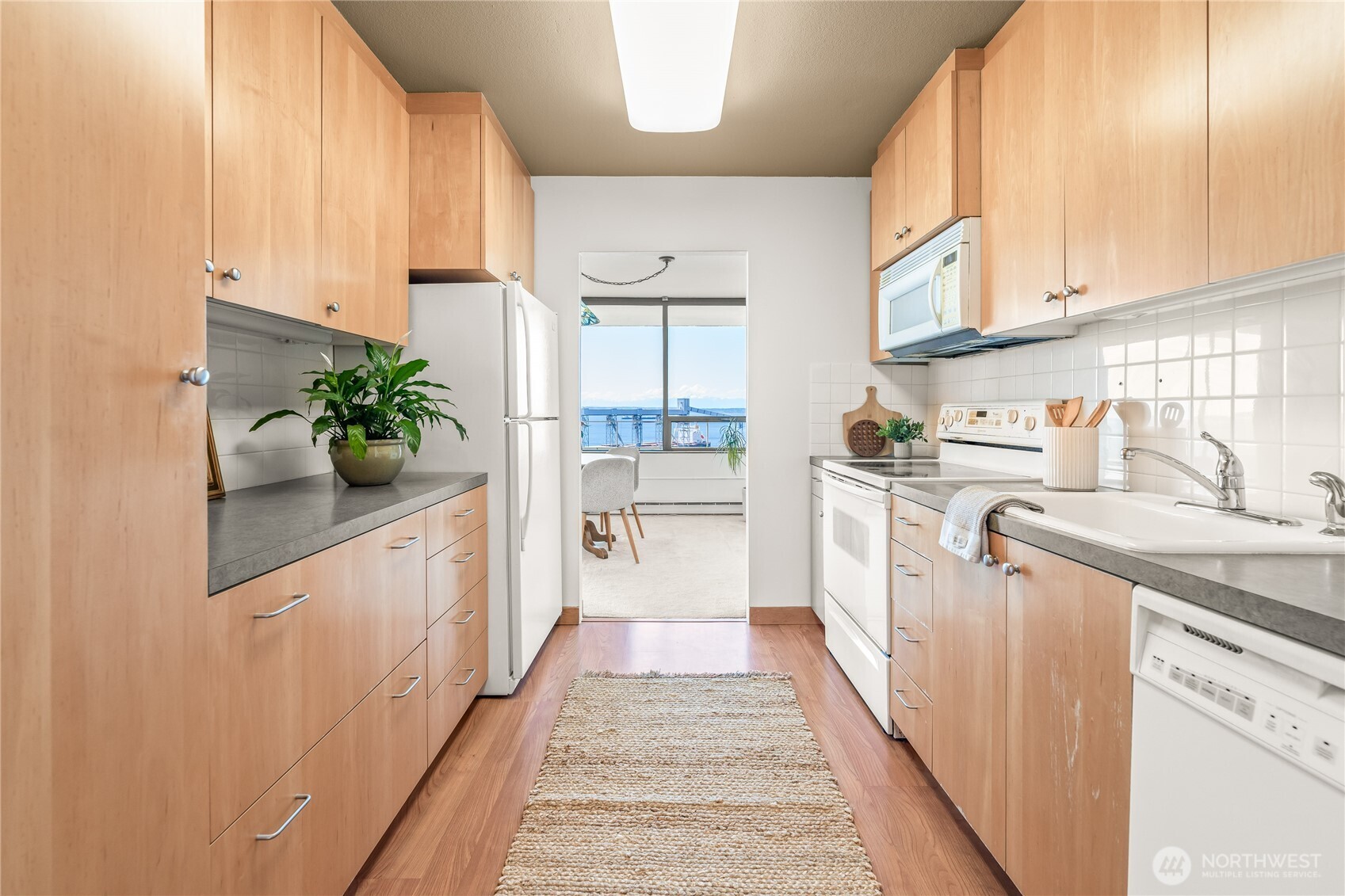 521 5th Avenue W Seattle WA 98119
