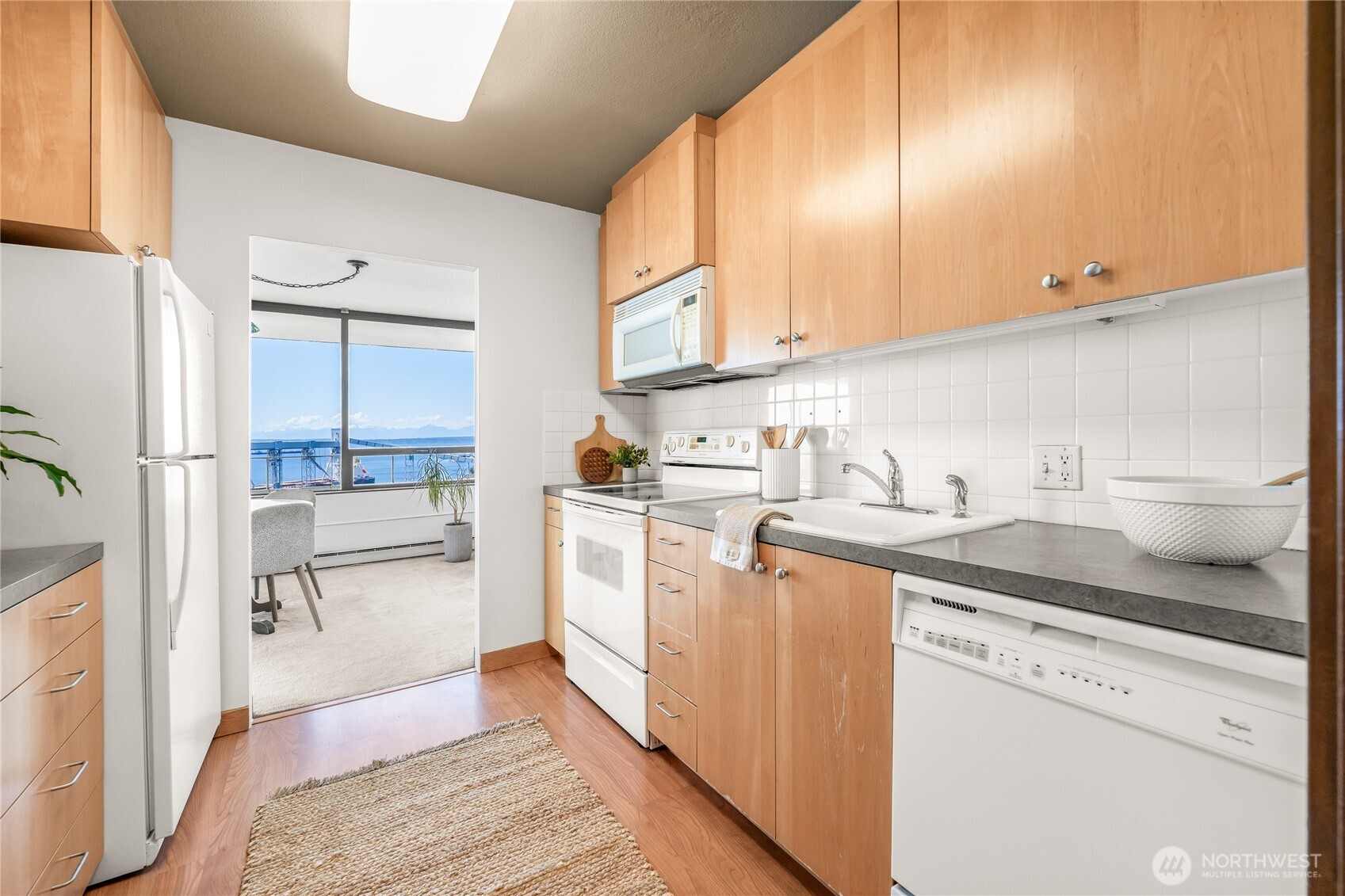 521 5th Avenue W Seattle WA 98119