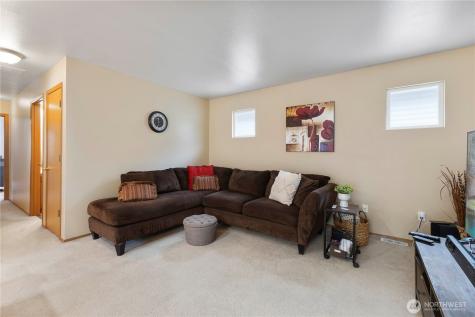 11233 3rd Avenue Court E Tacoma WA 98445