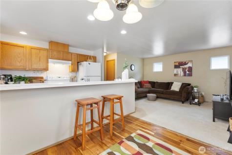 11233 3rd Avenue Court E Tacoma WA 98445