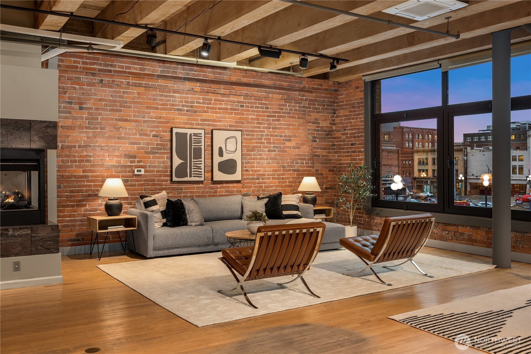 210 3rd Avenue S Seattle WA 98104