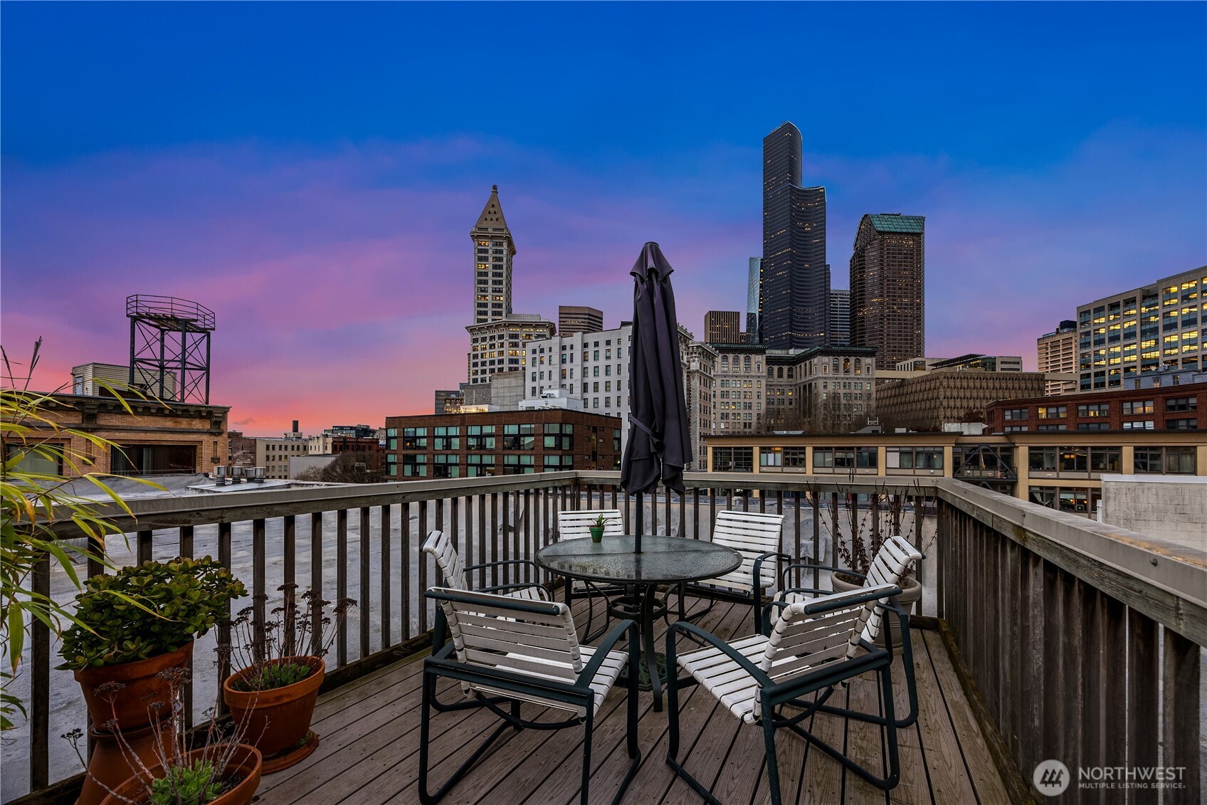 210 3rd Avenue S Seattle WA 98104