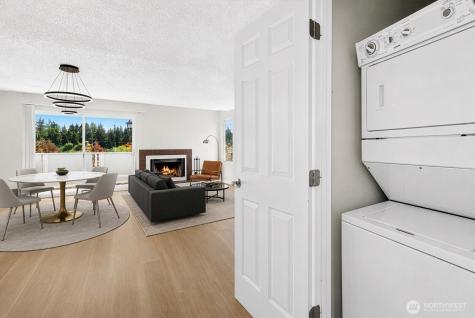 8812 20th Avenue NE Seattle WA 98115