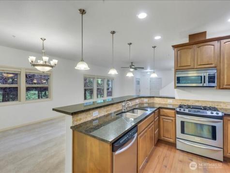 21900 SE 242nd Street Maple Valley WA 98038