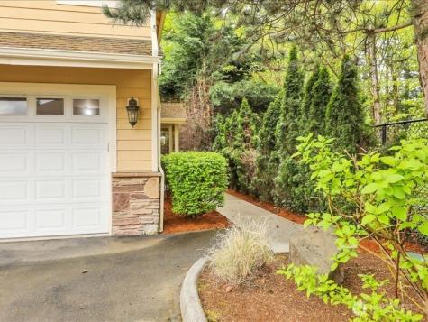 21900 SE 242nd Street Maple Valley WA 98038