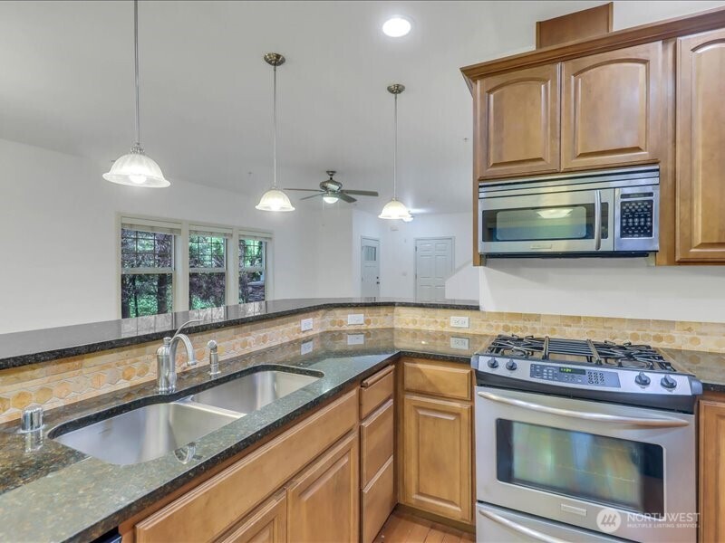 21900 SE 242nd Street Maple Valley WA 98038