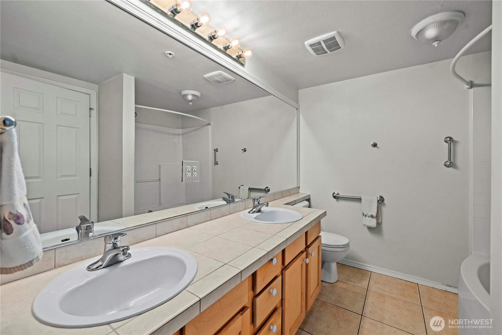 6445 James Avenue SE Auburn WA 98092