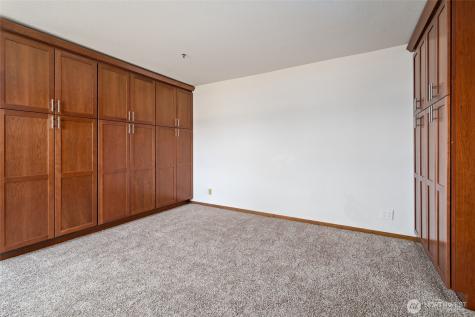 651 SE Bayshore Drive Oak Harbor WA 98277