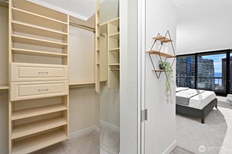 2100 3rd Avenue Seattle WA 98121