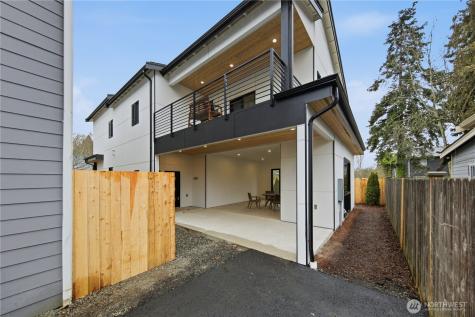 8439 47th Avenue S Seattle WA 98188