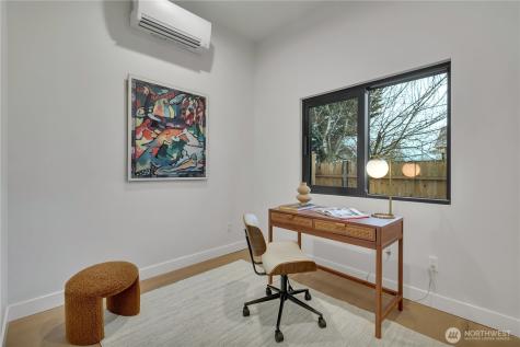 8439 47th Avenue S Seattle WA 98188
