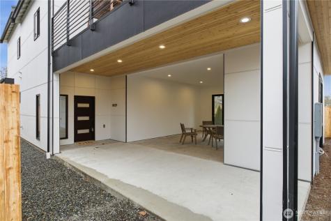 8439 47th Avenue S Seattle WA 98188