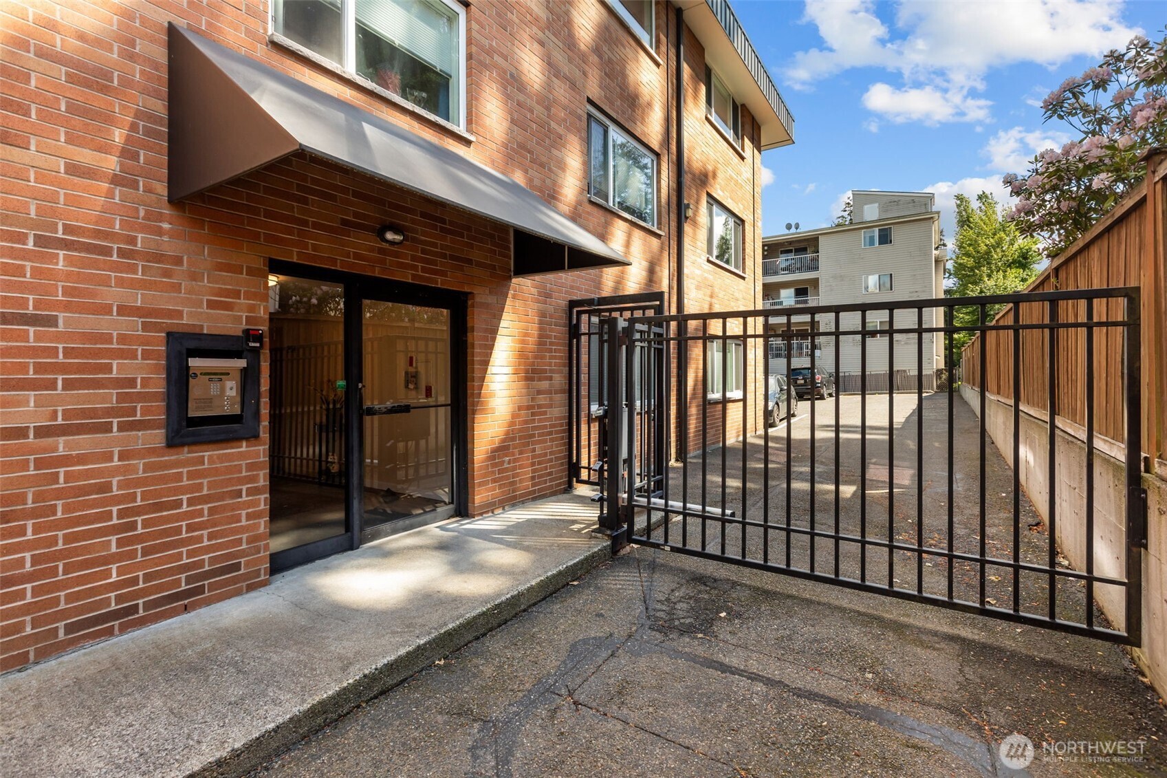 845 NE 125th Street Seattle WA 98125