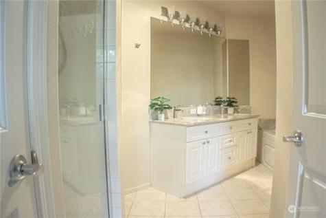 2220 132nd Avenue Se Bellevue WA 98005