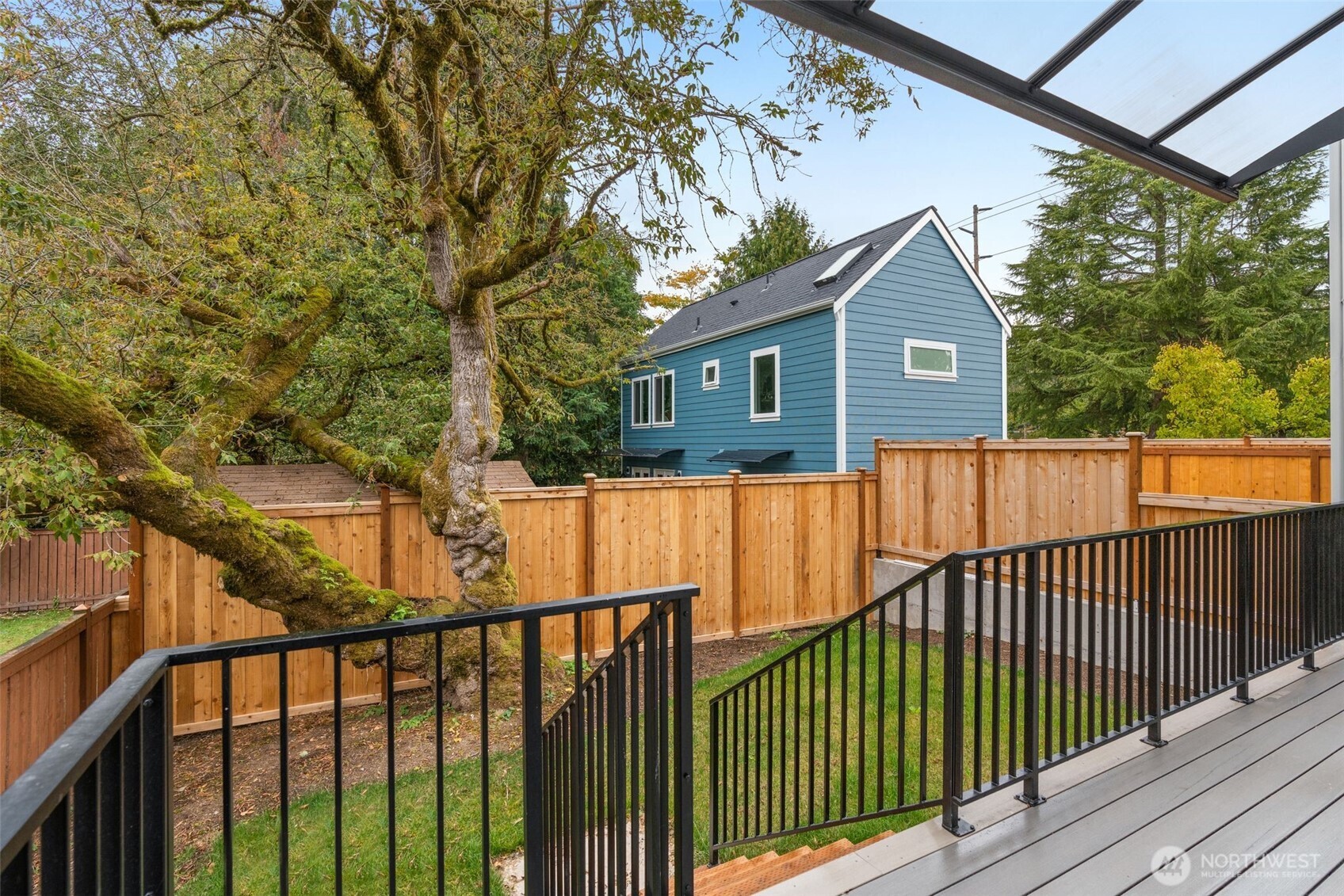 9253 6th Avenue NW Seattle WA 98117