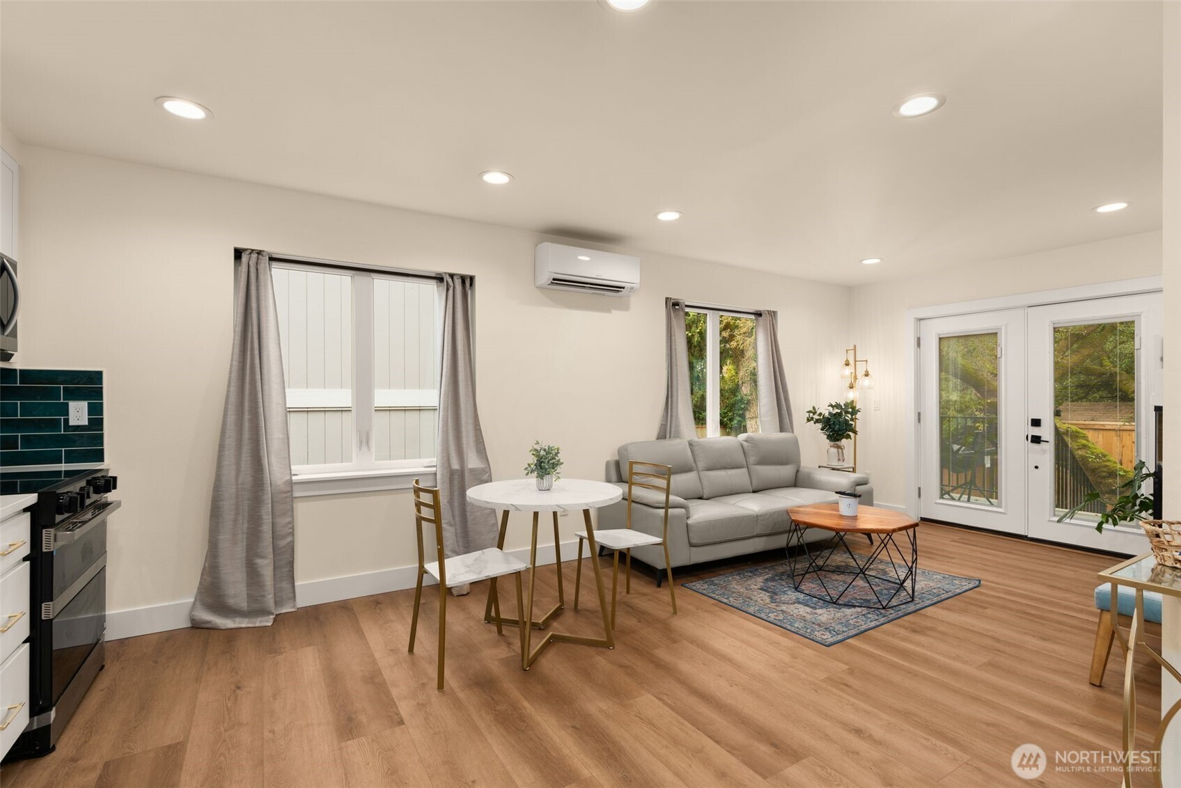 9253 6th Avenue NW Seattle WA 98117