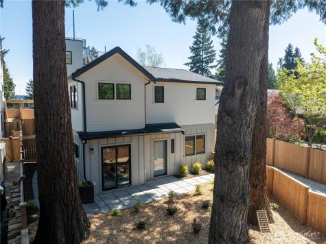 13540 39th Avenue NE Seattle WA 98125