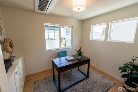 13540 39th Avenue NE Seattle WA 98125
