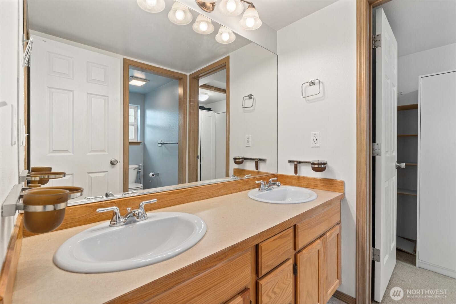 15408 14th Avenue W Lynnwood WA 98087