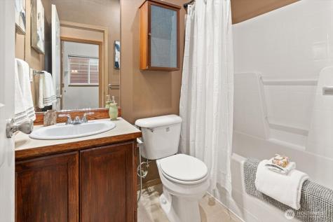 15408 14th Avenue W Lynnwood WA 98087