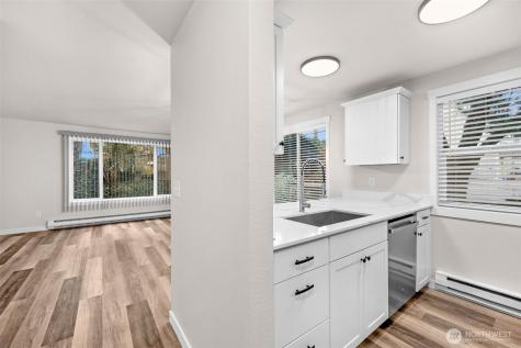 1302 Chestnut Street Everett WA 98201