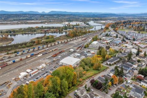 1302 Chestnut Street Everett WA 98201