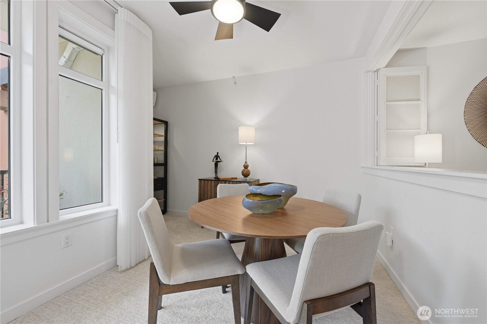 2607 Western Avenue Seattle WA 98121
