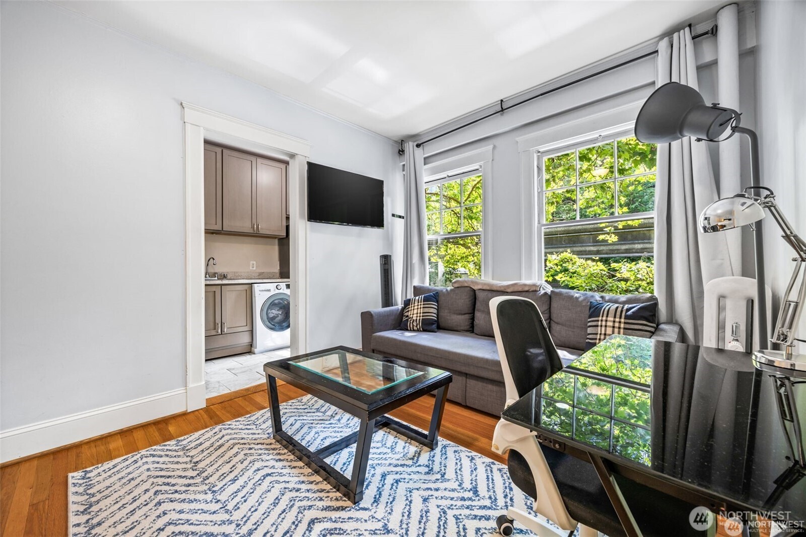 2132 5th Avenue Seattle WA 98121