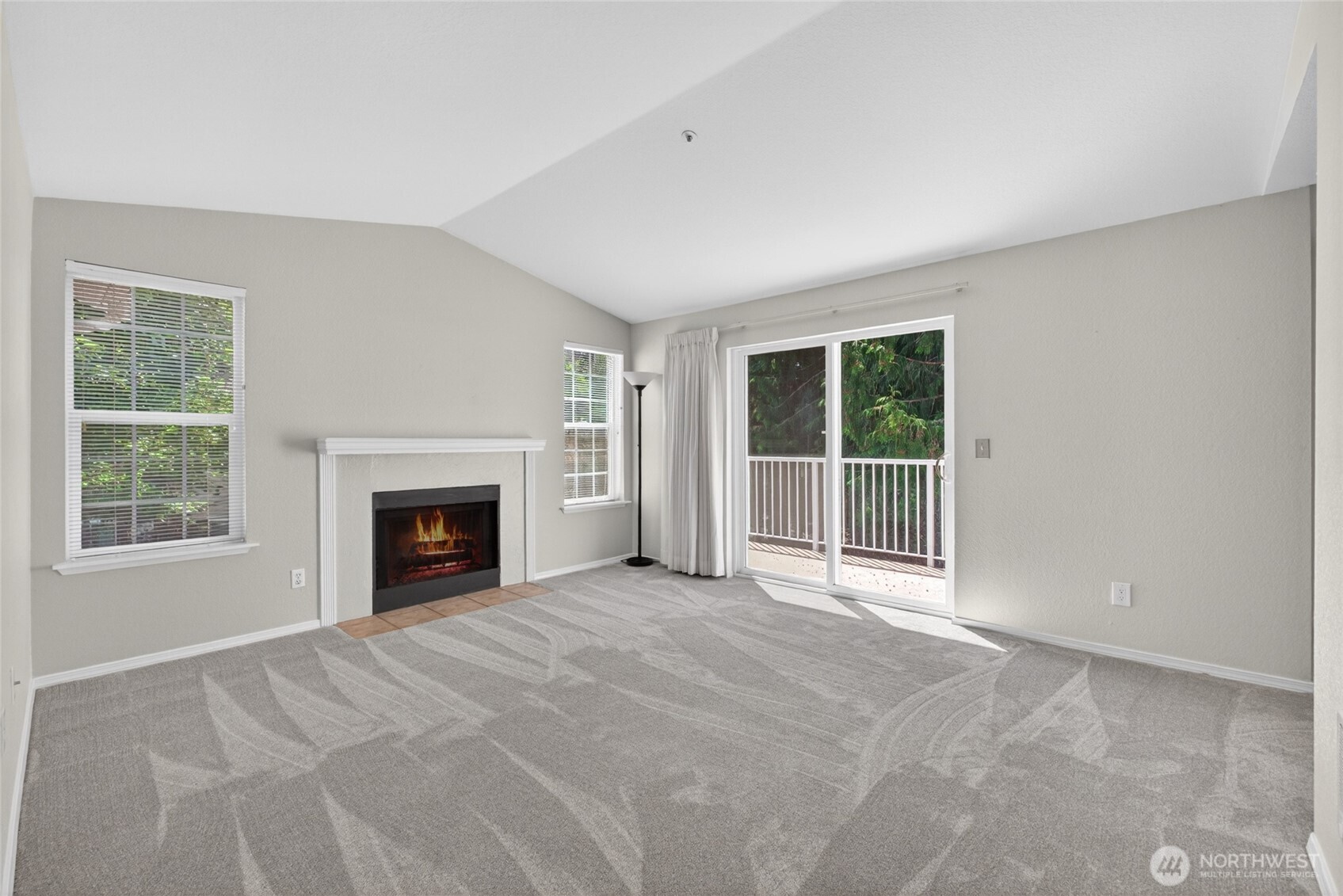 19230 Forest Park Drive NE Lake Forest Park WA 98155