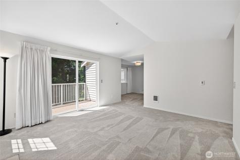 19230 Forest Park Drive NE Lake Forest Park WA 98155