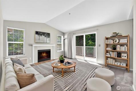 19230 Forest Park Drive NE Lake Forest Park WA 98155