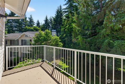 19230 Forest Park Drive NE Lake Forest Park WA 98155
