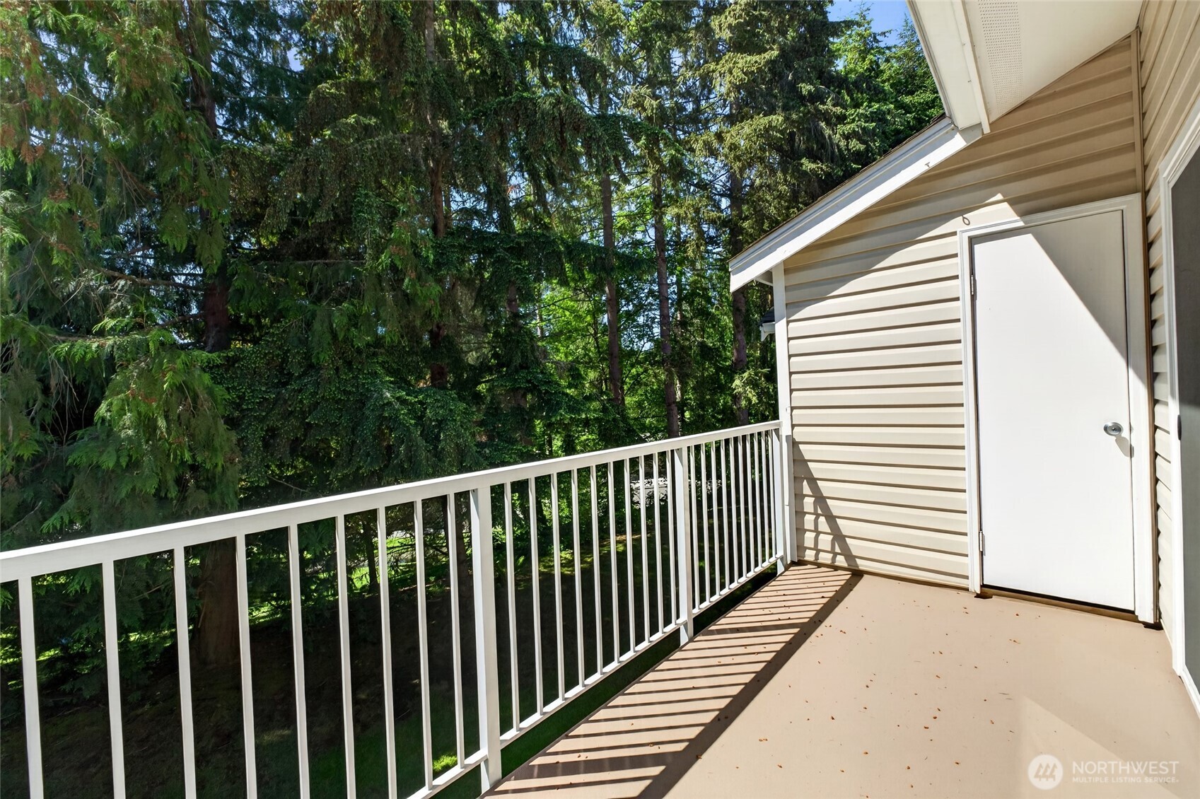 19230 Forest Park Drive NE Lake Forest Park WA 98155