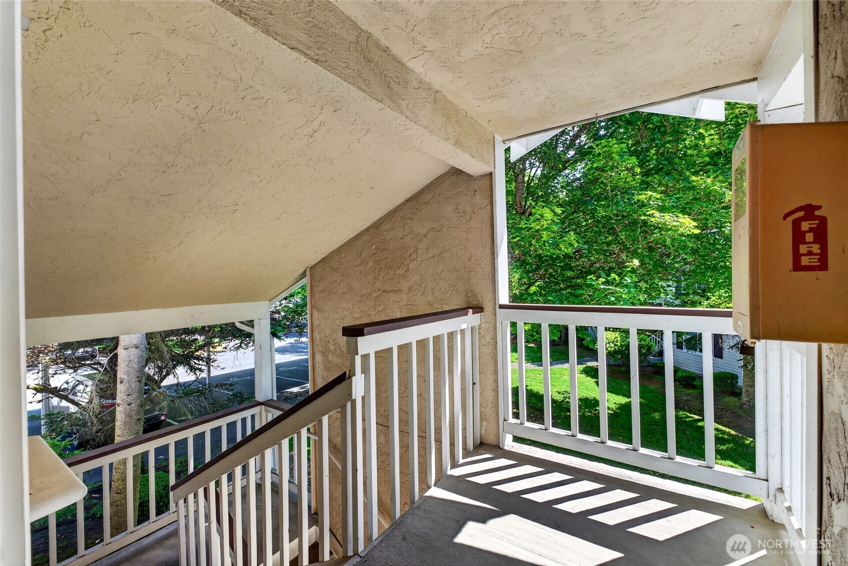 19230 Forest Park Drive NE Lake Forest Park WA 98155