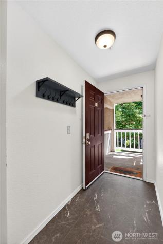 19230 Forest Park Drive NE Lake Forest Park WA 98155