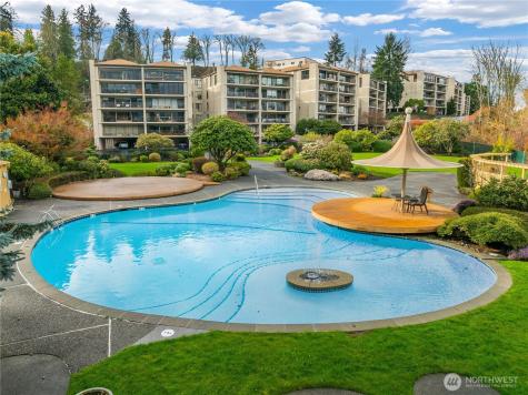 8005 Sand Point Way NE Seattle WA 98115