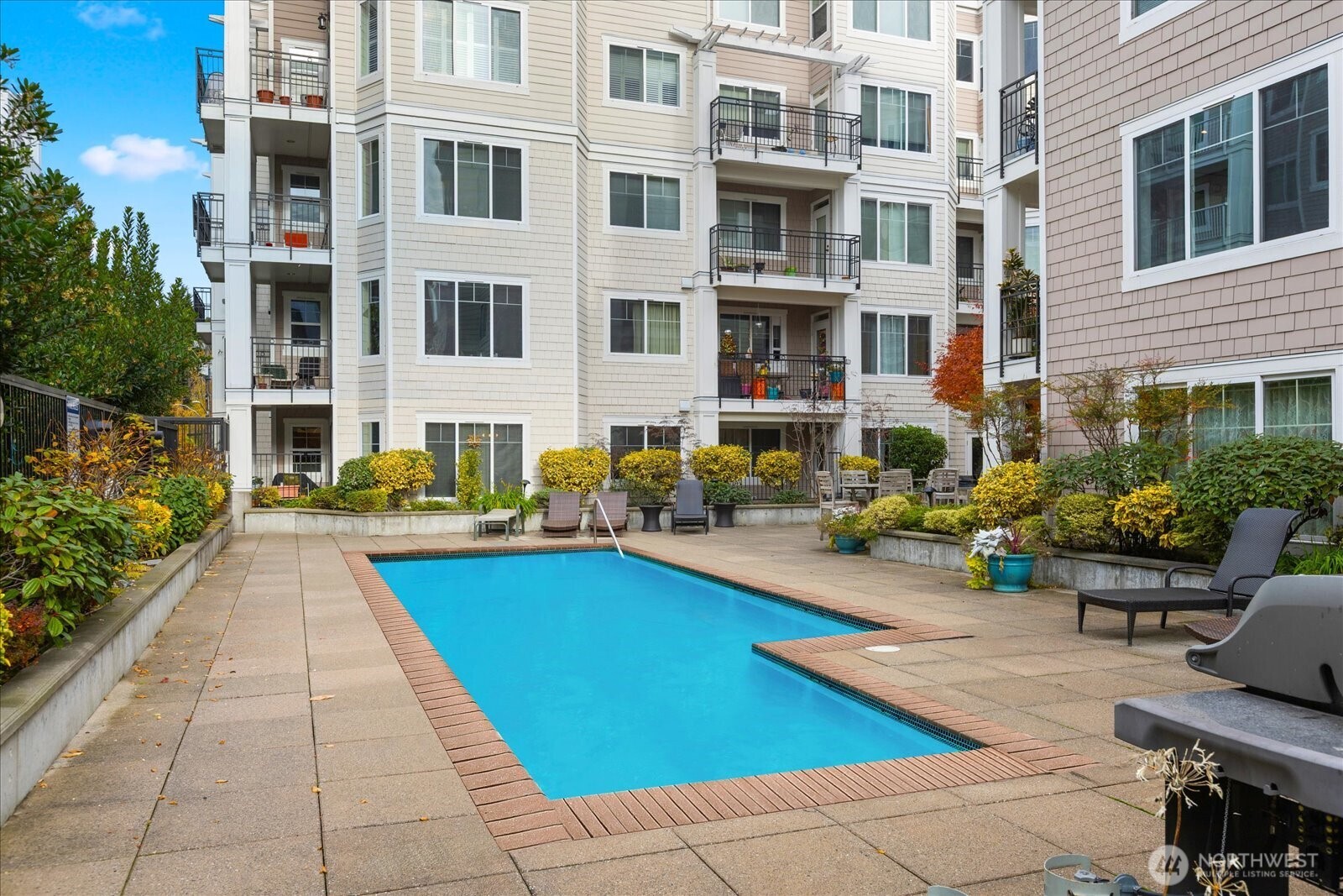 1525 NW 57th Street Seattle WA 98107