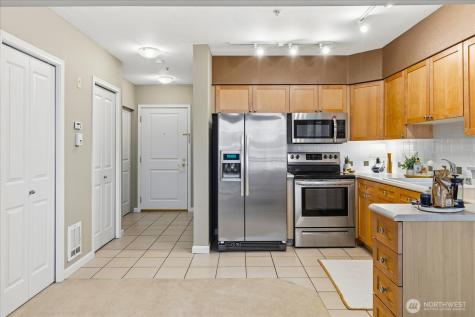 1525 NW 57th Street Seattle WA 98107