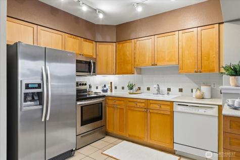 1525 NW 57th Street Seattle WA 98107