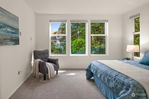 22553 SE 37th Terrace Issaquah WA 98029