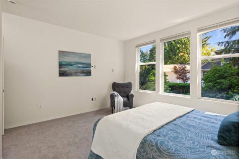 22553 SE 37th Terrace Issaquah WA 98029