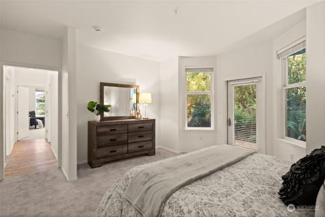 22553 SE 37th Terrace Issaquah WA 98029