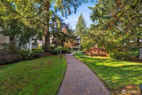 13730 15th Avenue NE Seattle WA 98125