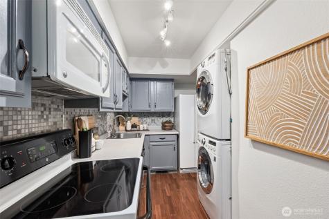 13730 15th Avenue NE Seattle WA 98125