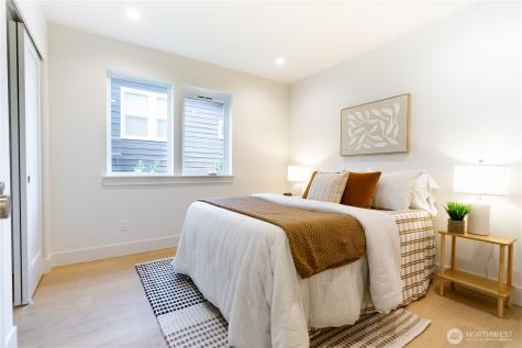 1530 25th Avenue Seattle WA 98122