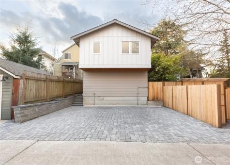 1530 25th Avenue Seattle WA 98122