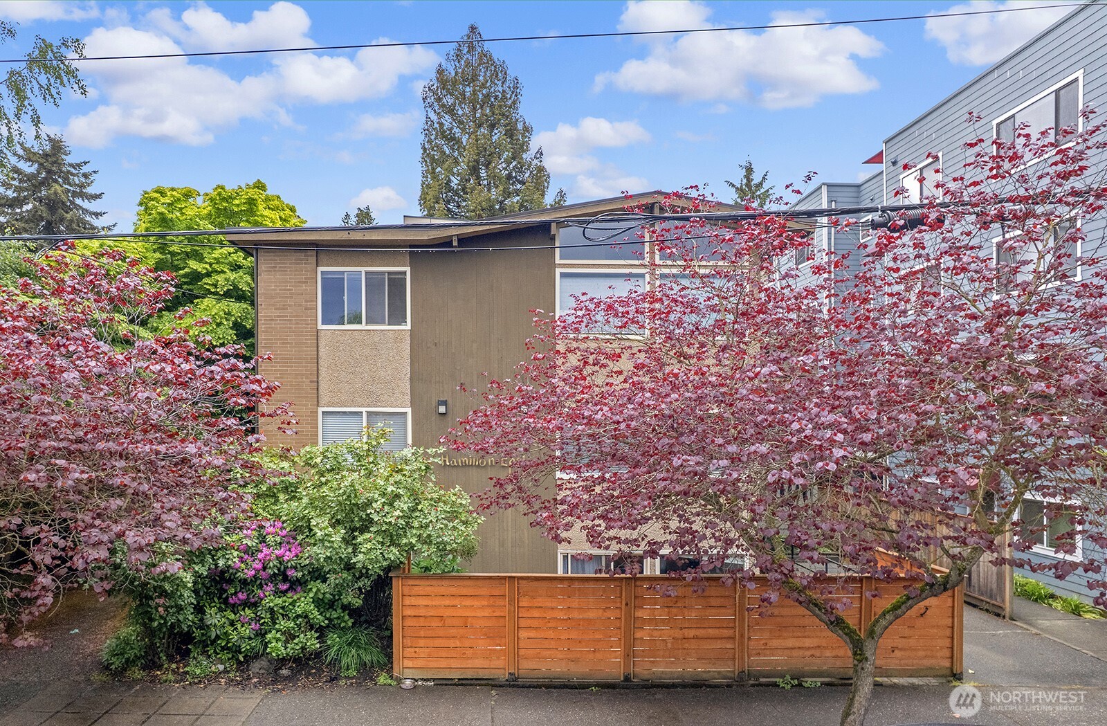 6557 4th Avenue NE Seattle WA 98115