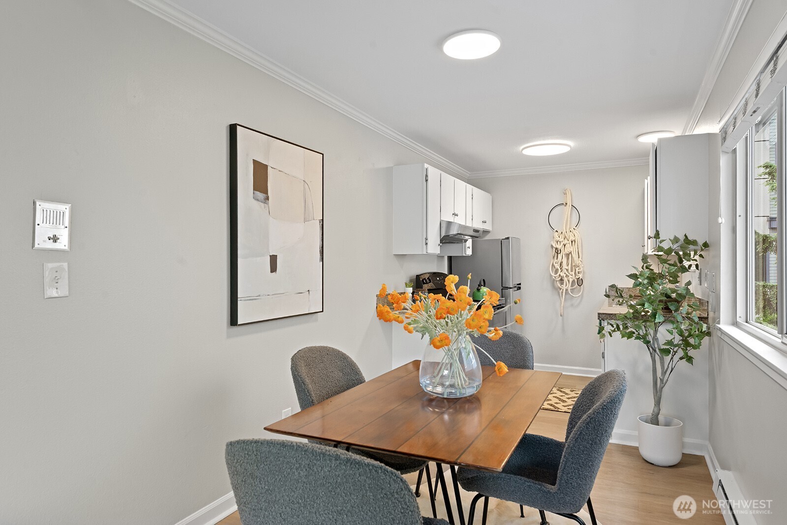 6557 4th Avenue NE Seattle WA 98115