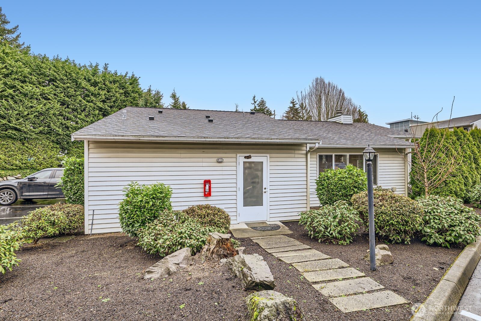 20301 19th Avenue NE Shoreline WA 98155